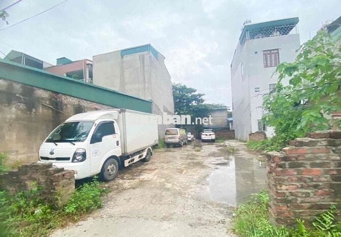 CẦN BÁN GẤP LÔ ĐẤT 99.7M2, VIỆT HƯNG- HAI MẶT TIỀN Ô TÔ- SỔ ĐỎ VUÔNG