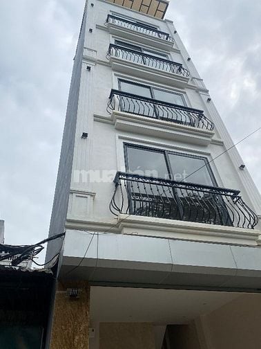 Nhà mới Ba Đình 7tầng thang máy. Oto tránh dừng đỗ ngày đêm.