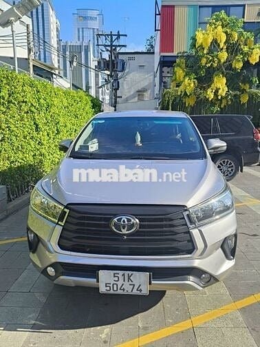 Toyota Innova 2022 E 2.0 MT - 85000 km