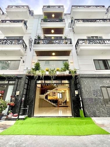 Chính chủ bán gấp nhà 1 trệt 3 lầu Trần Đại Nghĩa giá 550 triệu - SHR