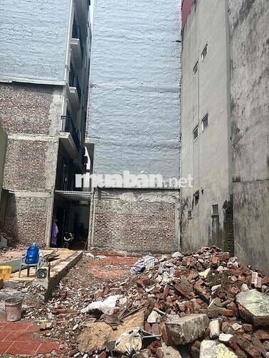 BÁN NHANH LÔ ĐẤT TẠI KIM QUAN VIỆT HƯNG Ô TÔ ĐỖ CỬA