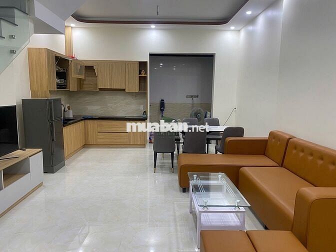 CHO THUÊ NHÀ 4 PHÒNG NGỦ FULL NỘI THẤT KHU ĐÔ THỊ PHÍA BẮC NHA TRANG