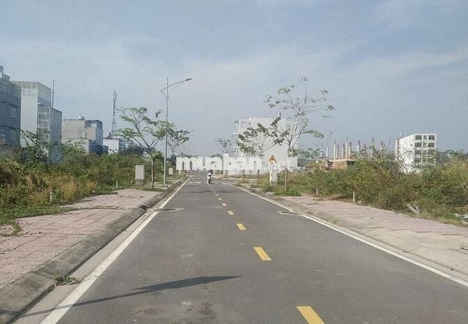 Bán đất khu dân cư Xuân Thới Đông, giá 4,56 tỷ