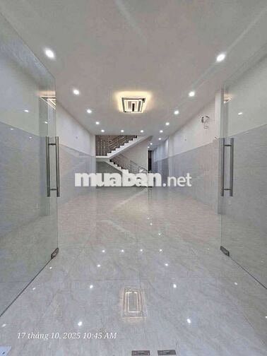 Cho thuê nhà 3 tầng mặt tiền Đặng Dung gần chợ Hòa Khánh