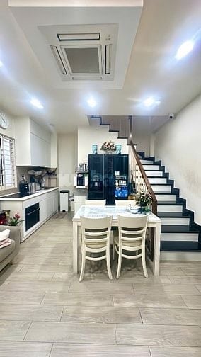 Chủ về quê cần bán gấp nhà Nguyễn Thị Thập, quận 7, 60m2 giá 3 tỷ 120 
