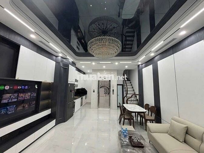 Bán nhà Lâm Du Bồ Đề,DT 48m,6 tầng, nhà siêu đẹp, Giá chỉ 12,8 tỷ