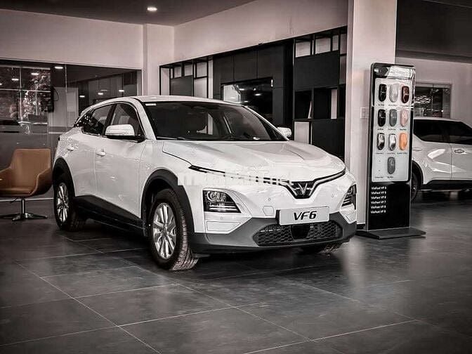VINFAST VF6 GIAO NGAY, BÁN GIÁ VỐN, VAY NGÂN HÀNG