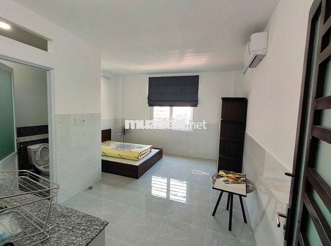 Phòng Mới Xây Đón Nắng Gần Coopmart Nhiêu Lộc Q3