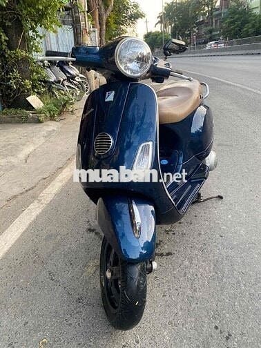 Xe vespa fi zin cả xe đẹp mê ly