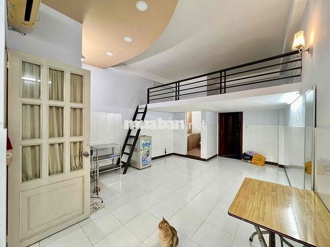 Cho Thuê Phòng Gác Balcon 40m2 4ng ở Ngay Hoà Hưng Toà Viettel Q10