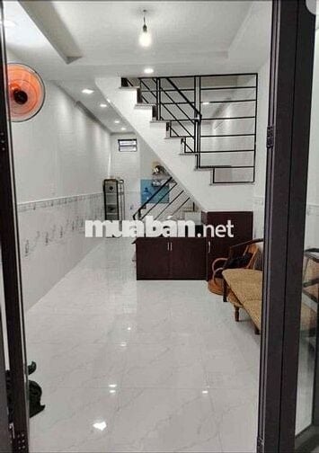 Trệt lầu 4,2*8; 2pn mới Rẻ chốt lẹ