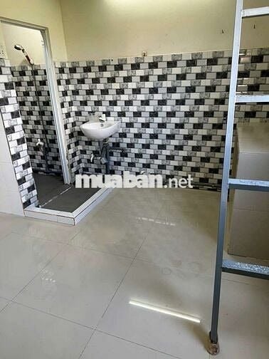 Nhà trọ mặt tiền đường Lê Thị Chợ