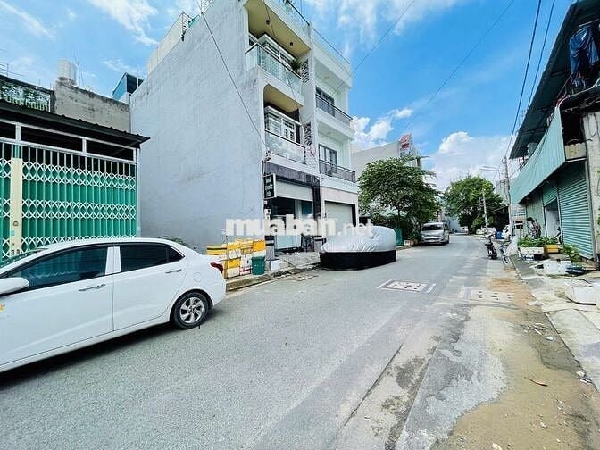 Cực Phẩm 3 Tầng Mặt Tiền Khu Dân Cư Cao Cấp Linh Đông Giá Tốt Bất Ngờ!