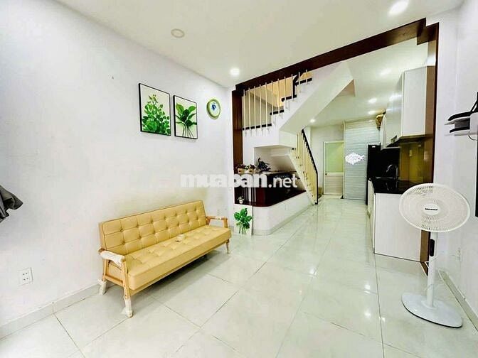 Nhà hẻm 31m2, 4 phòng ngủ, đường Chu Văn An, Q. Bình Thạnh
