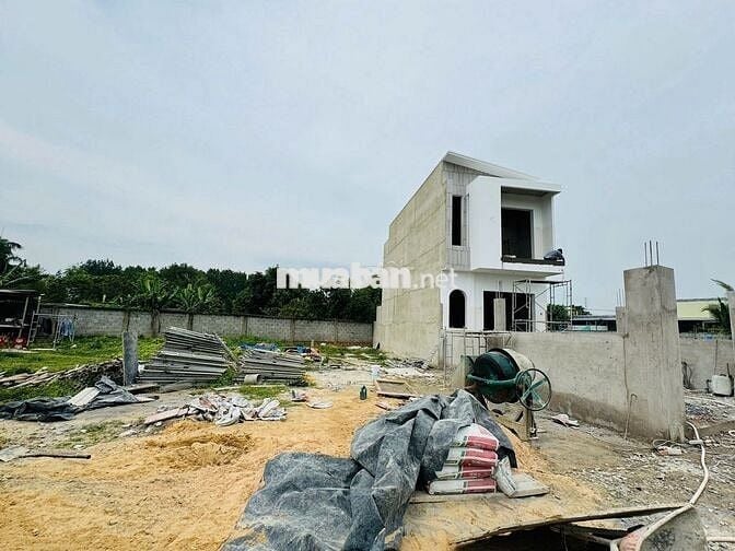 Bán gấp đất thổ cư 126m2 giá 650triệu đường Basa xã Phước Hiệp Củ Chi