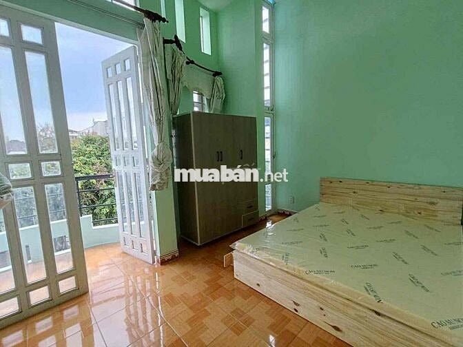 CHO THUÊ CĂN HỘ 1PN TÁCH BẾP VIEW CÔNG VIÊN BAN CÔNG RỘNG, FULL NT