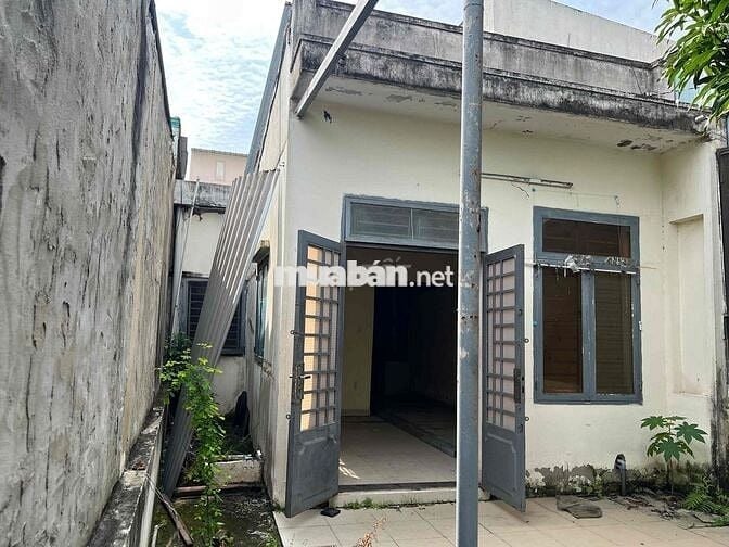 nhà 130m2, 3 phòng ngủ, thạnh xuân 52