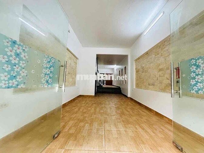 BÁN NHÀ CẦU GIẤY – 52/60M² – 5 TẦNG – MT 4M – OTO ĐỖ CỬA – GIÁ 18.5 TỶ