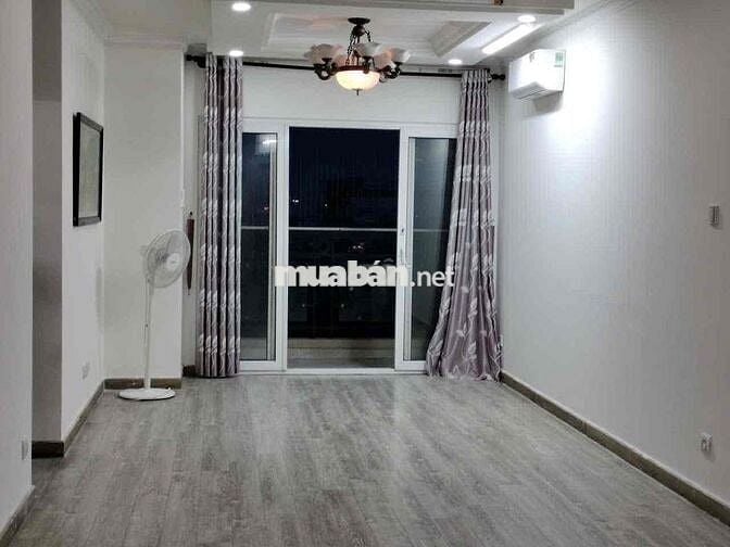 Tôi là chủ cần cho thuê căn hộ 2PN Phúc Yên 1, 2PN 2WC, lầu 9 view đẹp