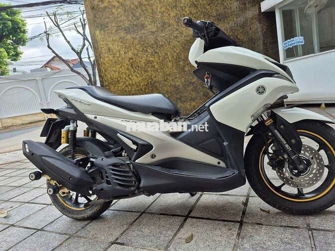 Xe đẹp hình sao xe vậy