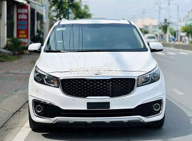 KIA SEDONA 2018 full Dầu