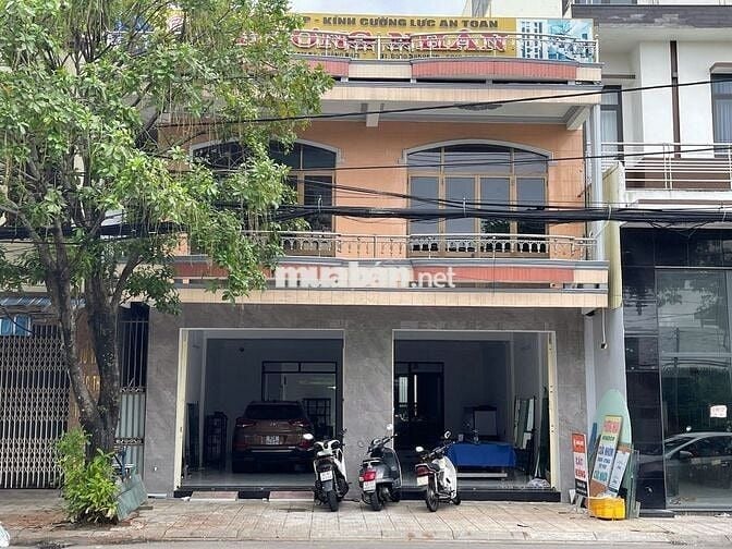 Cho thuê mặt tiền tại 692 Phan Chu Trinh, Tam Kỳ, Quảng Nam, 110 m2