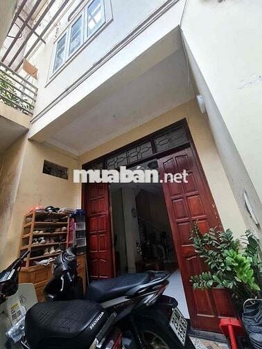 bán nhà 3Pn- DTSD. 65m2-lê văn lương-3 tỷ 150- tân hưng