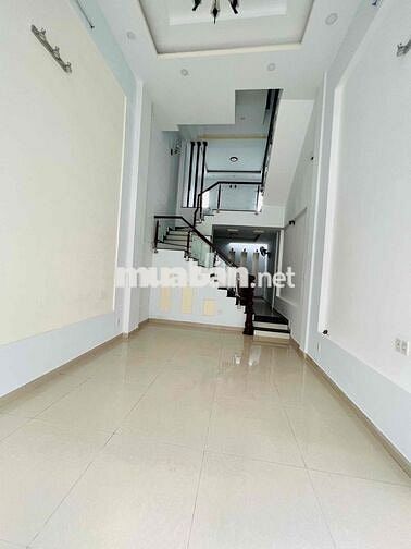 Nhà Hẻm Rộng Xe Tải DT 180m2 1Trệt 2Lầu 4Pn 4Wc Gần Chợ Cầu Đồng