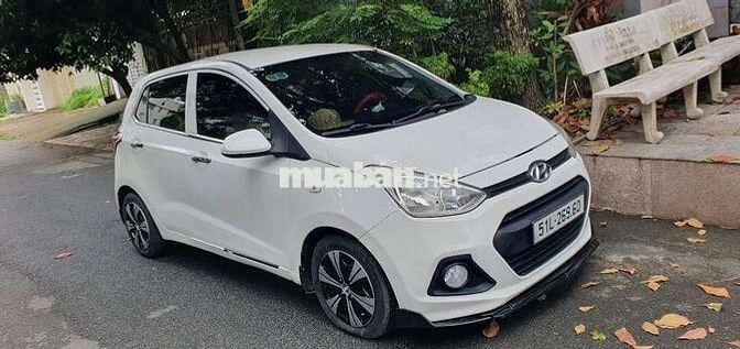 Huyndai i10 2015 quận 7 sg