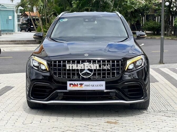 Mercedes GLC250 độ Full GLC63s màu Đen