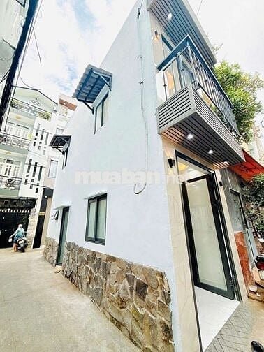 Bán nhà view góc thoáng mát 136 Nguyễn Thị Tần P2 Q8