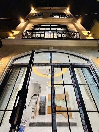 GIÁ TỐT - VỊ TRÍ ĐẸP - NHÀ KỲ ĐỒNG- PHƯỜNG 9 - QUẬN 3 - GIÁ 3TỶ95 