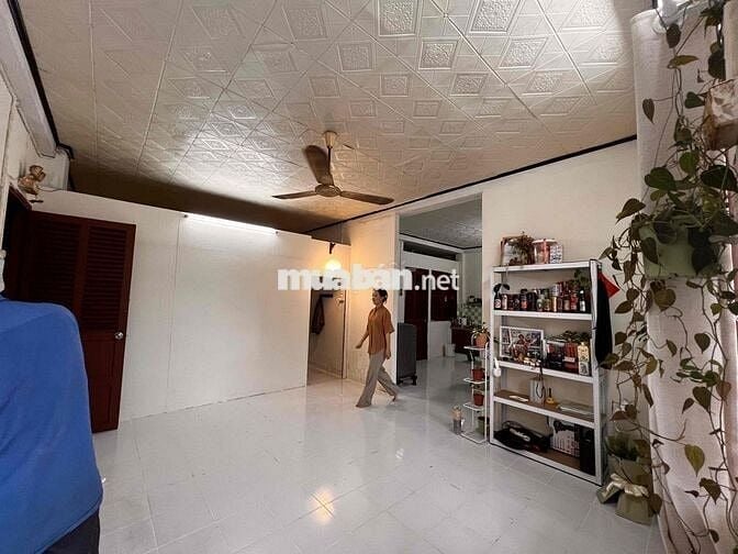 《BÁN GẤP》Căn hộ chung cư chính chủ lầu 4 - 2PN, 62,9 m2, C/c 78 Q.6