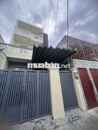 Bán nhà 3 tầng - 5,6×18- Hẻm xe tải - Hồ Học Lãm