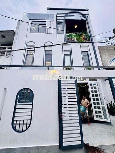 Nhà Đẹp Ngang Rộng tại thạnh xuân Quận 12