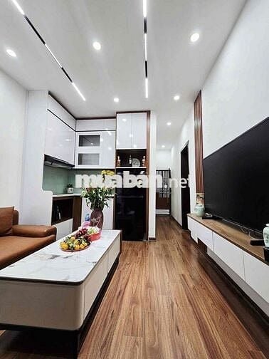 TẬP THỂ PHỐ CHÙA LÁNG - TẦNG 2 - 2 MẶT THOÁNG - 2 NGỦ 2WC - GIÁ CỰC TỐ