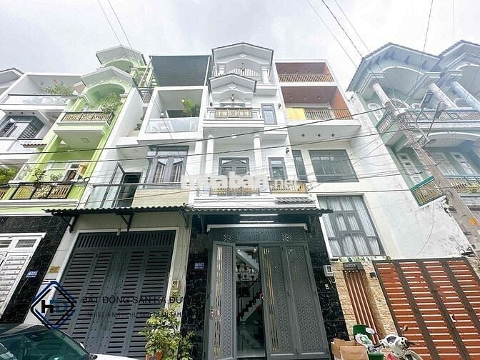 Nhà trệt 3 lầu hẻm 8m khu nhà lầu gần trường Nguyễn Trung Trực