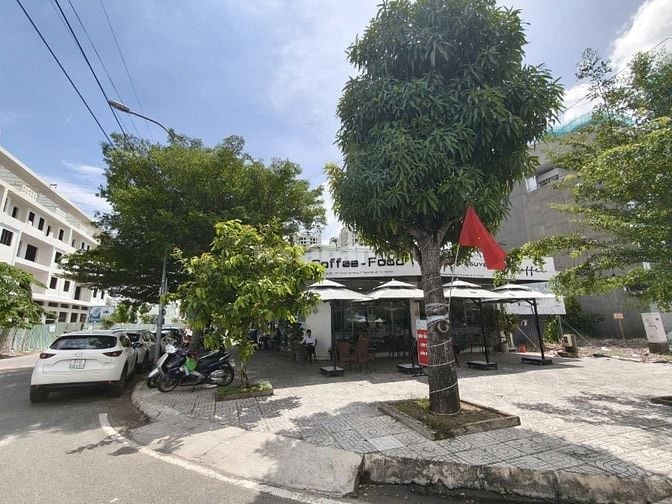 CẦN GẤP 1 NAM GIỮ XE QUÁN CAFE Ở LẠI QUÁN - 10.000.000/THÁNG