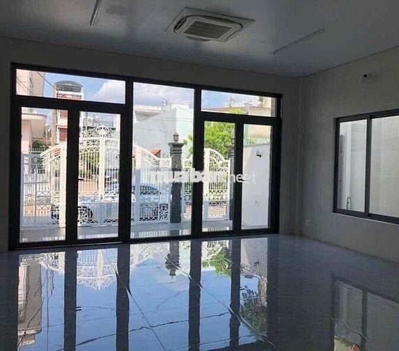 Cho Thuê Nhà 8x20 2 Tầng Sau Gigamall- Phạm Văn Đồng-Hiệp Bình Chánh