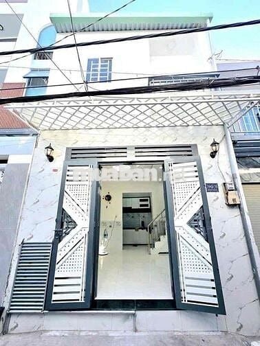 Bán Nhà Hẻm Lớn , Huỳnh Tấn Phát, 40m2 DTSD, Giá 2Tỷ Hơn