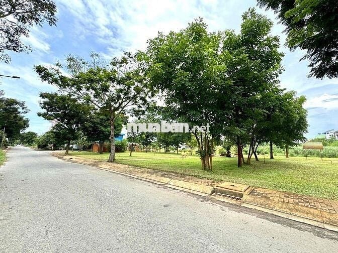 Bán đất biệt thự KDC Phong Phú 4 - 160m2 - 55,5 triệu/ m2