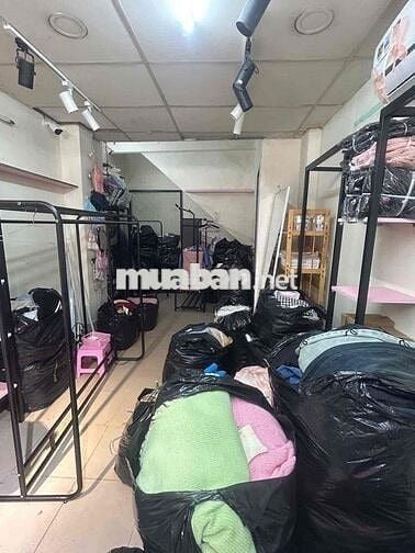 Cho thuê mặt bằng kinh doanh mặt tiền đường minh phụng , quận 11