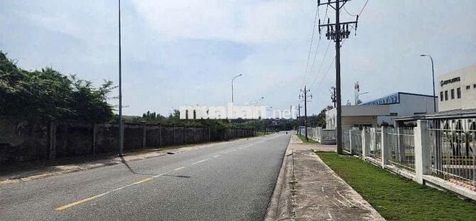 Bán đất đường số 9- Visip 2 : 28101m² ( mặt tiền 114m)