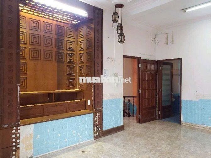 Bán nhà Nguyễn Thái Sơn, Gò Vấp 116m2, 3 tầng, ô tô trong nhà.