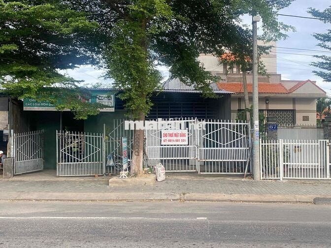 Cần bán đất ở ngã tư quốc lộ 1A giáp đường phan đăng lưu