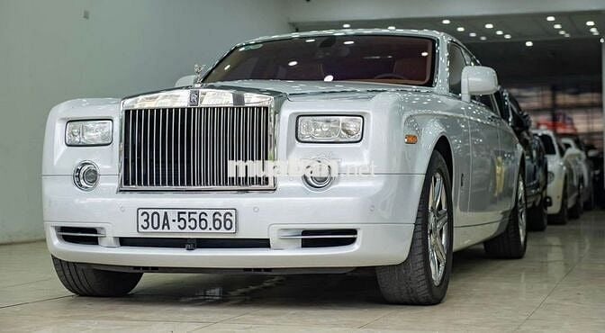 Rolls Royce Ghost 2025 - 2554 km