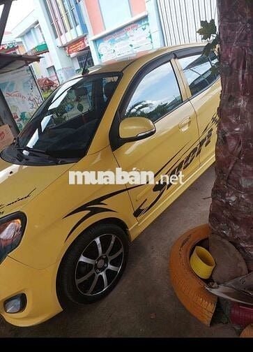 Kia Morning 2011 số tự động màu vàng