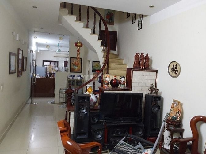 Bán nhà khu 918 phúc đồng long biên hà nội