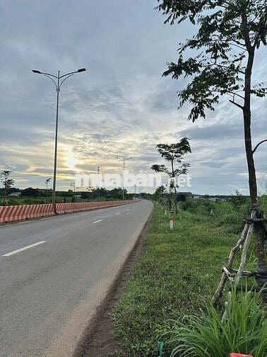 CHỦ GỬI BÁN LÔ ĐẤT MT TUYẾN TRÁNH QUỐC LỌ 55 DT LỚN 322M2/3TY6