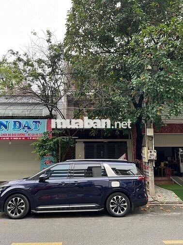 Nhà 1trêt 2 lầu mặt tiền kinh doanh visip1